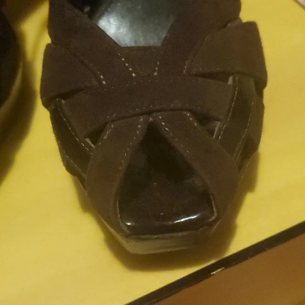Fendi Heels Brown NEW